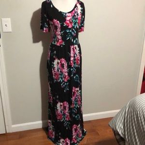 Poseshe Black and Pink Floral Maxi Dress